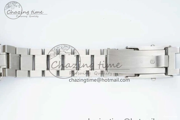 0217 Speedmaster Racing Master SS HKF Best Edition Black Dial on SS Bracelet A Versatile 7810